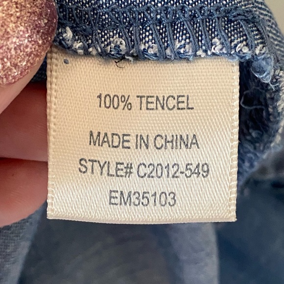 ๐ EUC Anthropologie Cloth & Stone chambray shirt XS super soft tencel - Picture 7 of 7